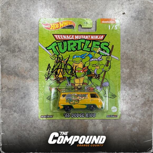 TMNT / Teenage Mutant Ninja Turtles - Signed Hot Wheels + Comic Book Set - New - Picture 2 of 9